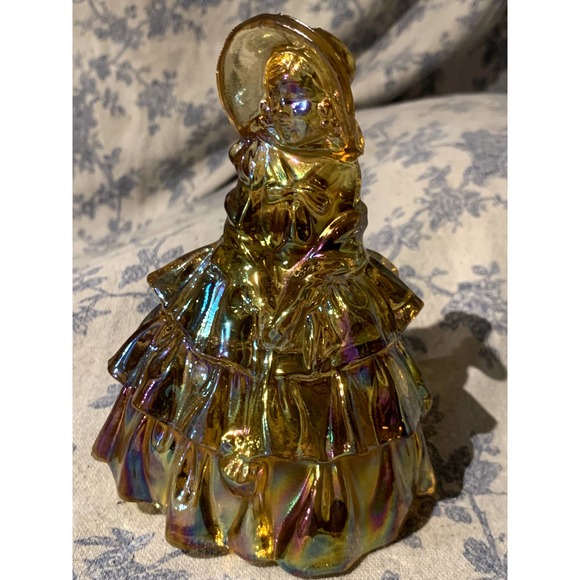 Wheaton Amber Iridescent Colonial Southern Belle Glass Figurine - Picture 5 of 8